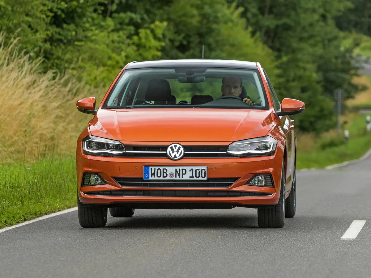 Volkswagen Polo VI (EU Market) Хэтчбек 5 дв. — фото 3