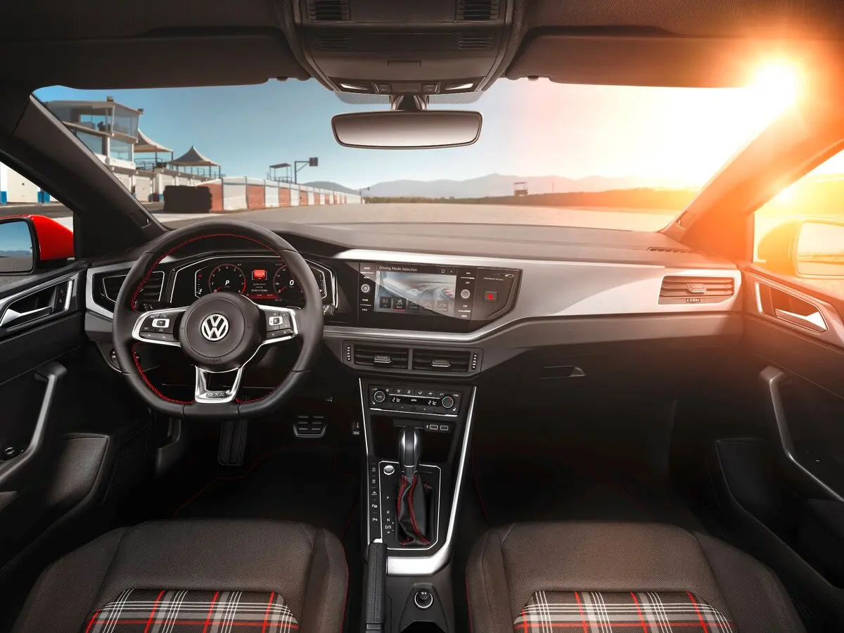 Volkswagen Polo GTI VI Хэтчбек 5 дв. — сүрөт 6