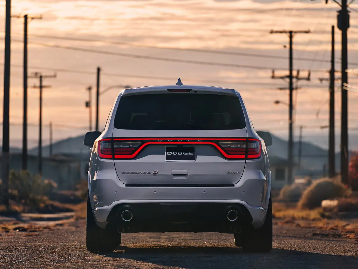 Dodge Durango III Рестайлинг Внедорожник 5 дв. SRT — photo 4