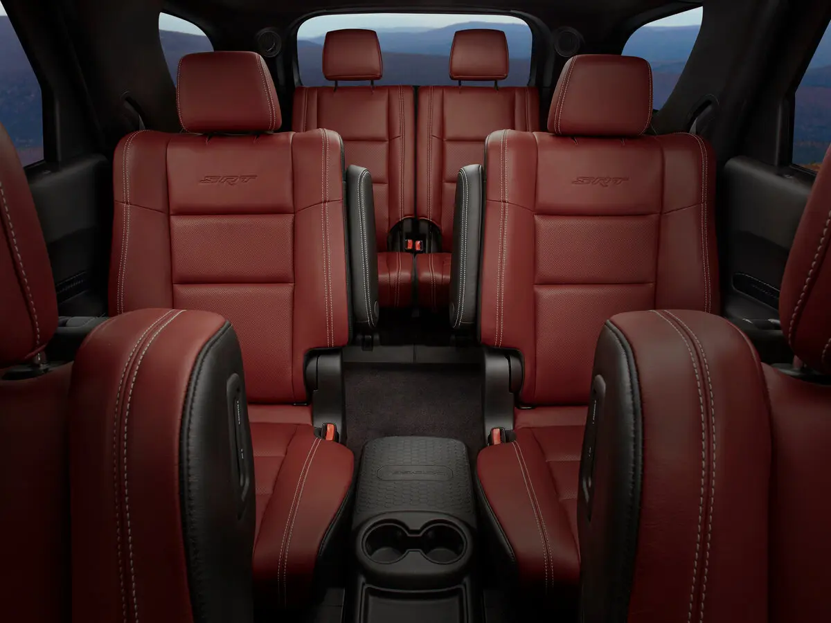 Dodge Durango III Рестайлинг Внедорожник 5 дв. SRT — photo 11