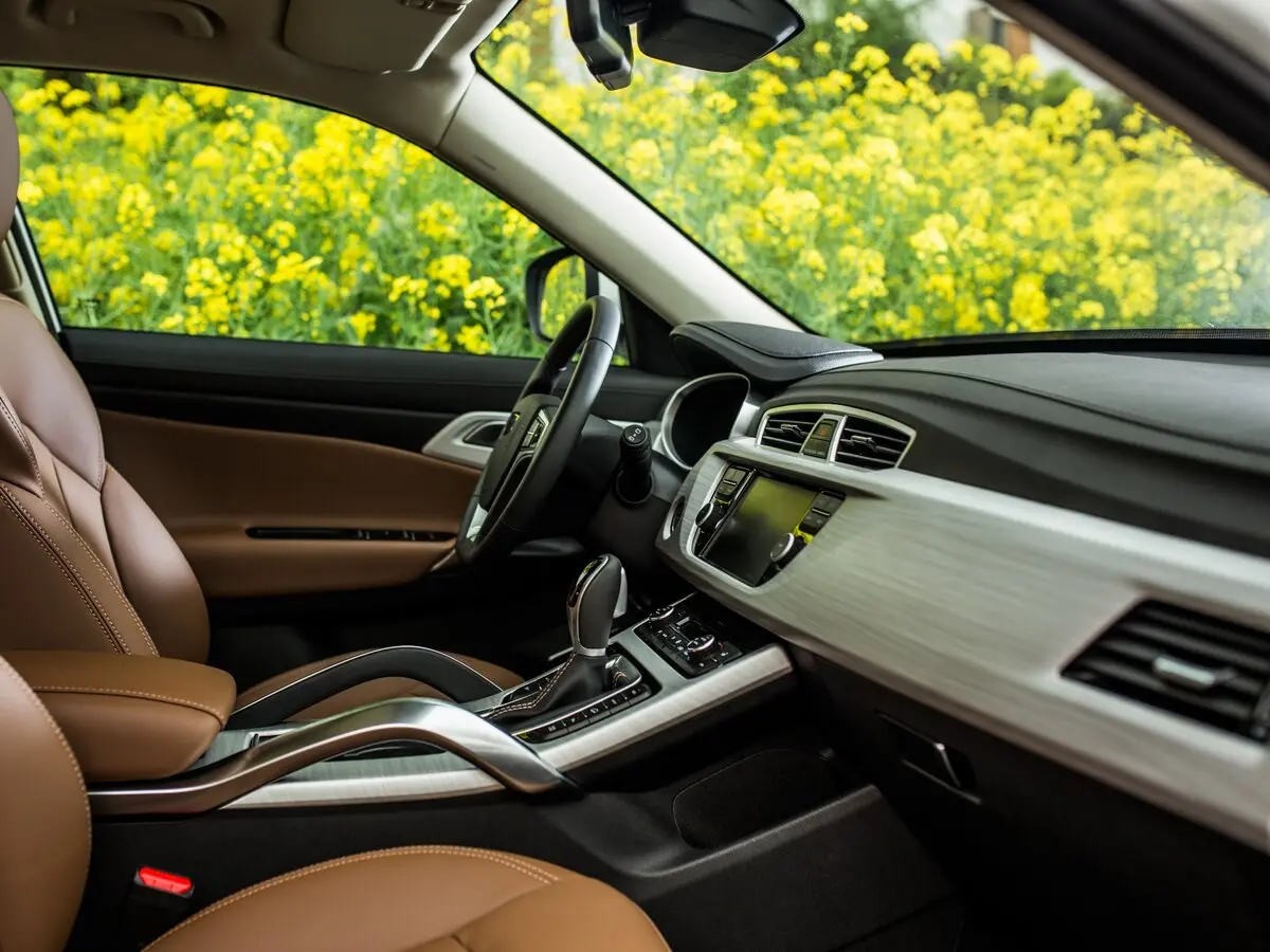 Geely Atlas I Внедорожник 5 дв. — 照片 7