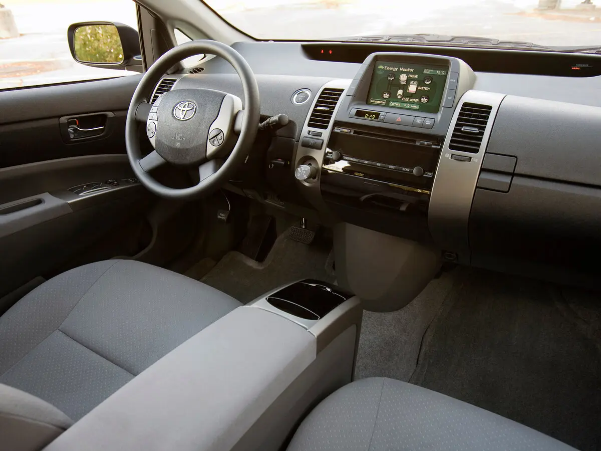 Toyota Prius II Рестайлинг (XW20) Лифтбек — фото 7