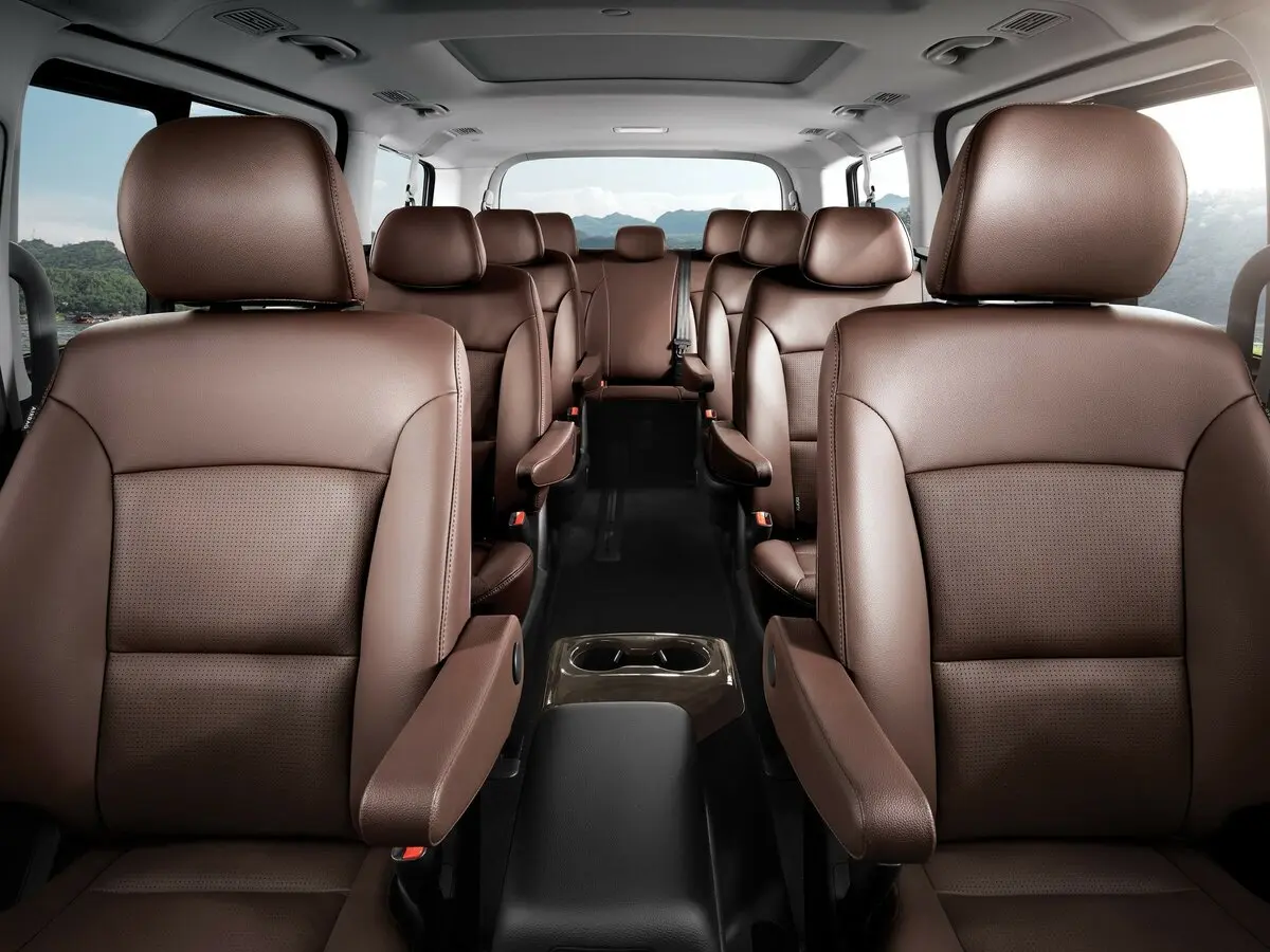 Hyundai H-1 II Рестайлинг 2 Минивэн — фото 4