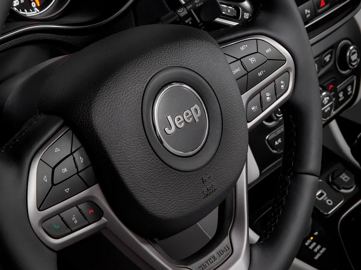 Jeep Cherokee V (KL) Рестайлинг Внедорожник 5 дв. — photo 9