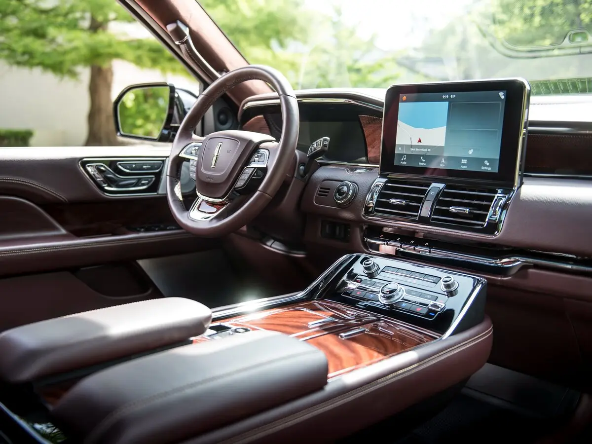 Lincoln Navigator IV Внедорожник 5 дв. L — 照片 6