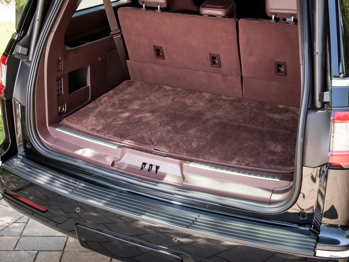 Lincoln Navigator IV Внедорожник 5 дв. L — 照片 9