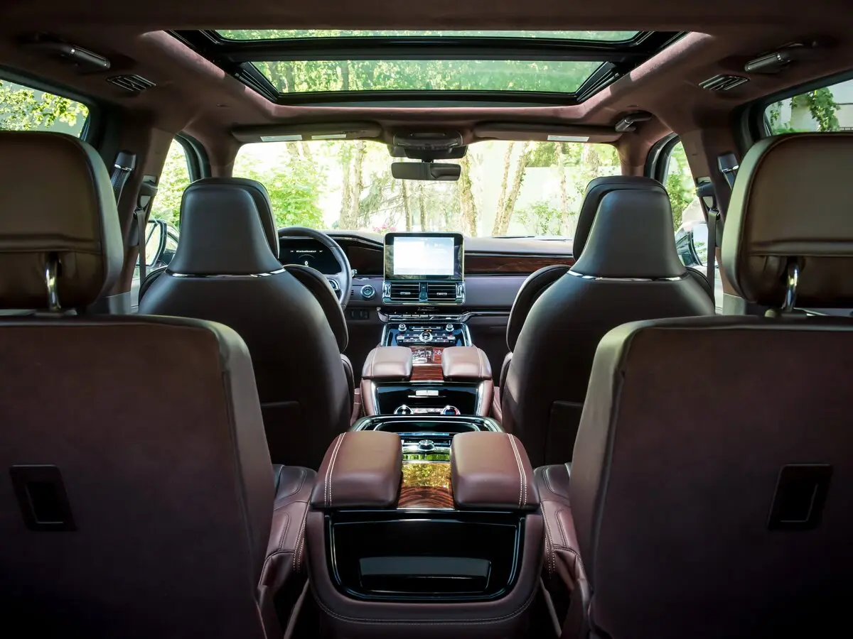 Lincoln Navigator IV Внедорожник 5 дв. L — 照片 12