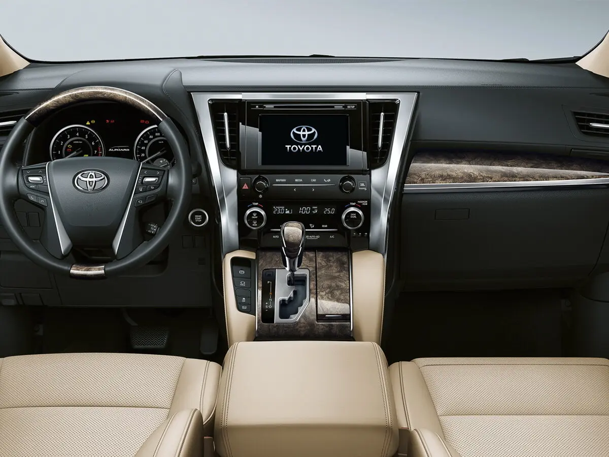 Toyota Alphard III Рестайлинг Минивэн — фото 3