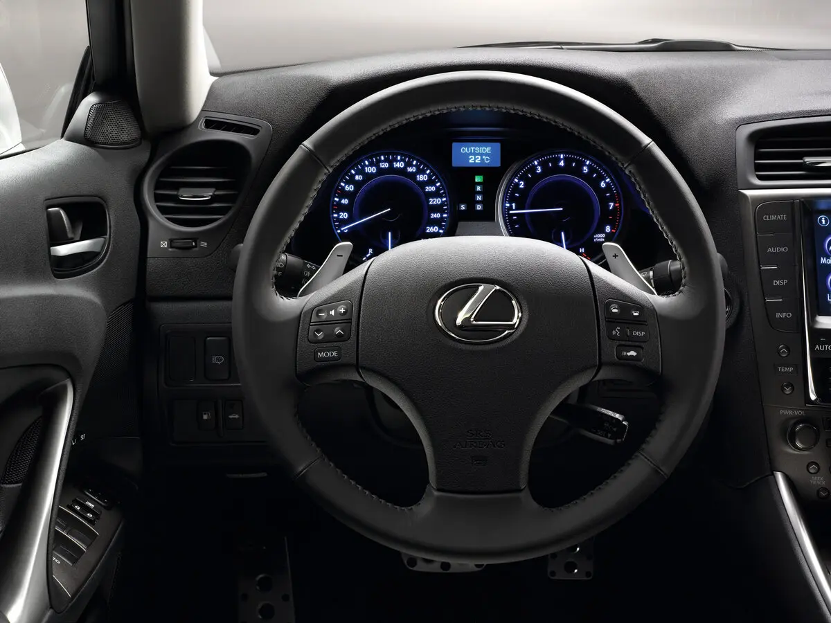 Lexus IS II Рестайлинг Седан — фото 9