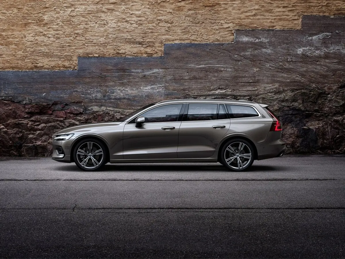 Volvo V60 II Универсал 5 дв. — сүрөт 2