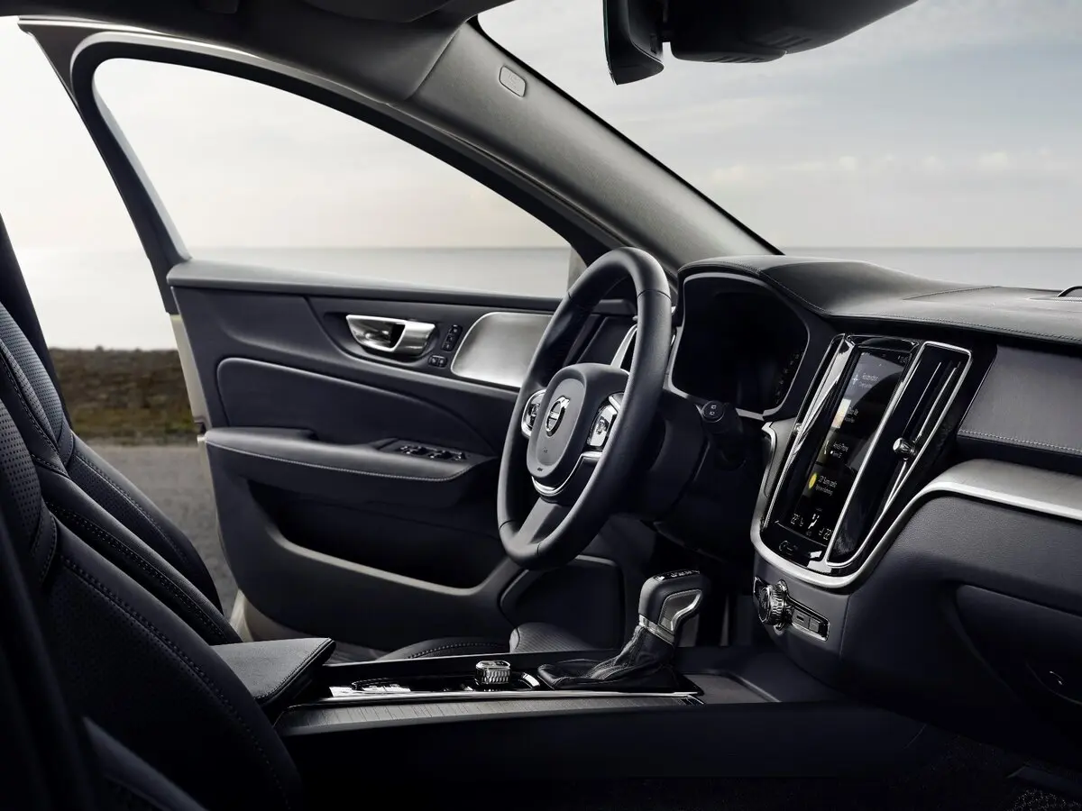 Volvo V60 II Универсал 5 дв. — сүрөт 7