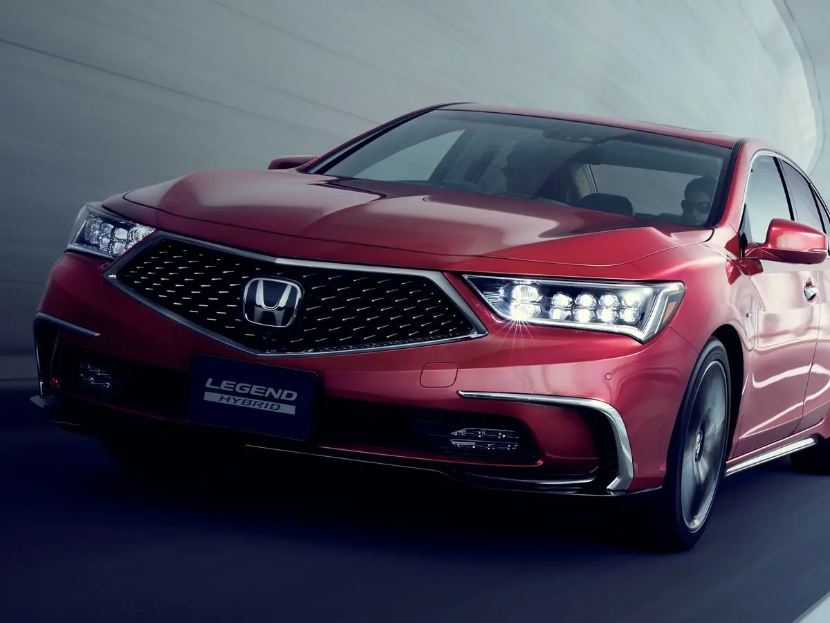 Honda Legend V Рестайлинг Седан — 照片 2
