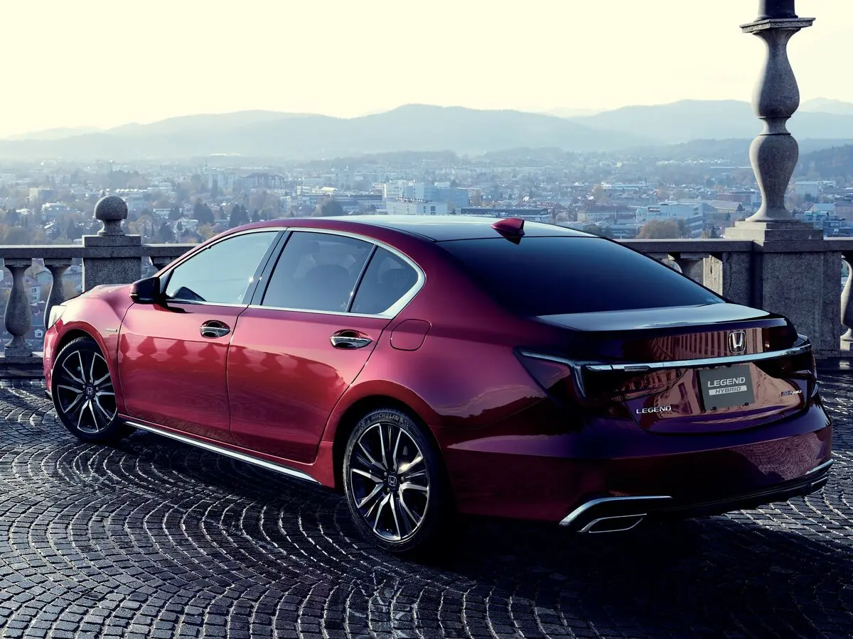 Honda Legend V Рестайлинг Седан — 照片 3