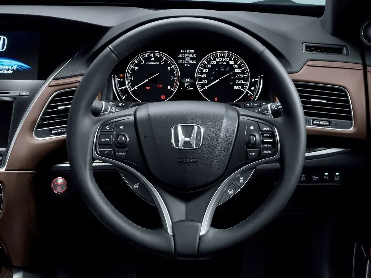 Honda Legend V Рестайлинг Седан — 照片 7
