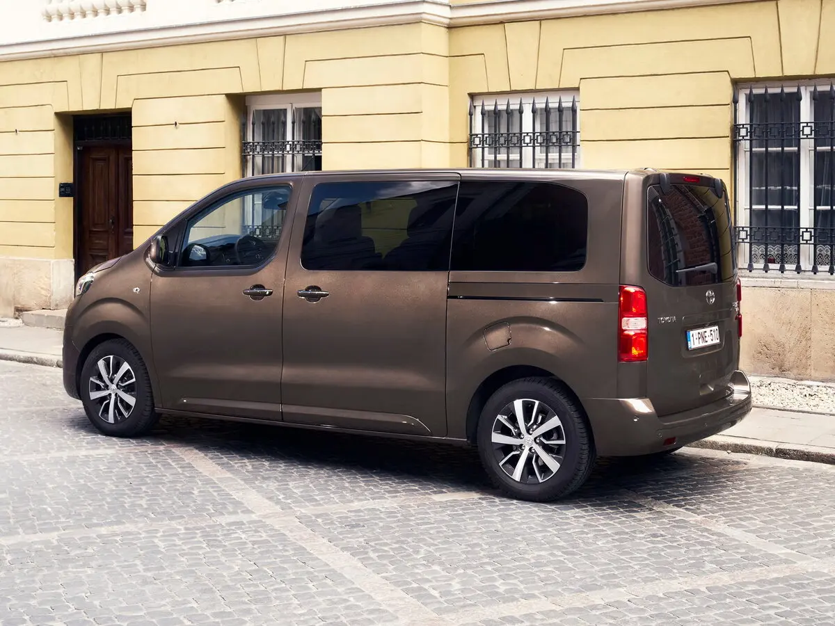 Toyota ProAce II Минивэн L1 — сүрөт 5