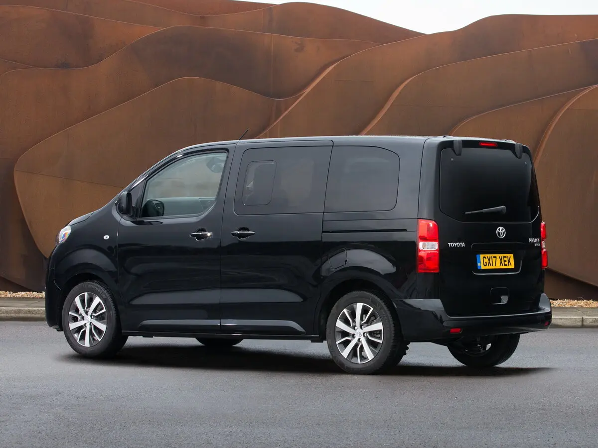Toyota ProAce II Минивэн Compact — сүрөт 3