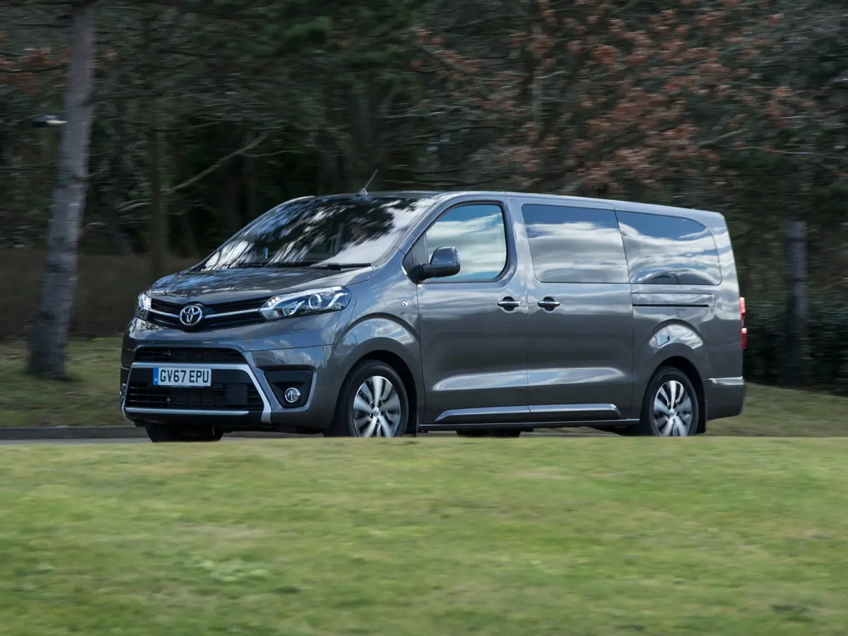 Toyota ProAce II Минивэн L2