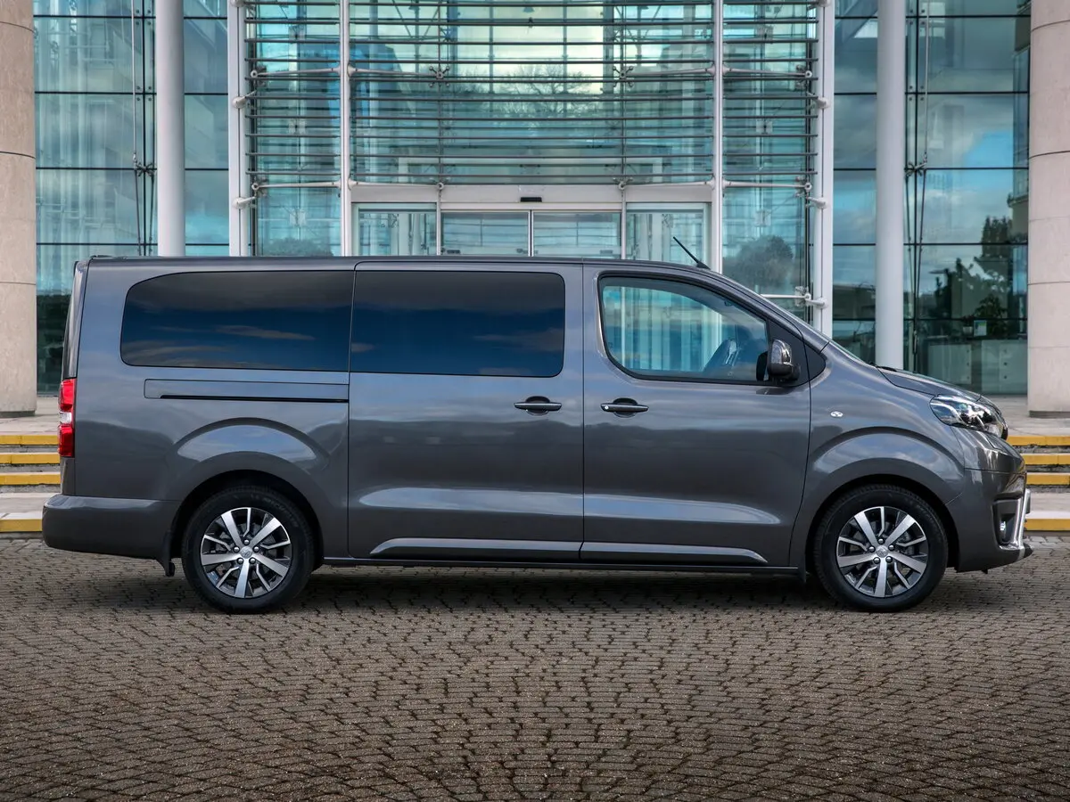 Toyota ProAce II Минивэн L2 — сүрөт 2