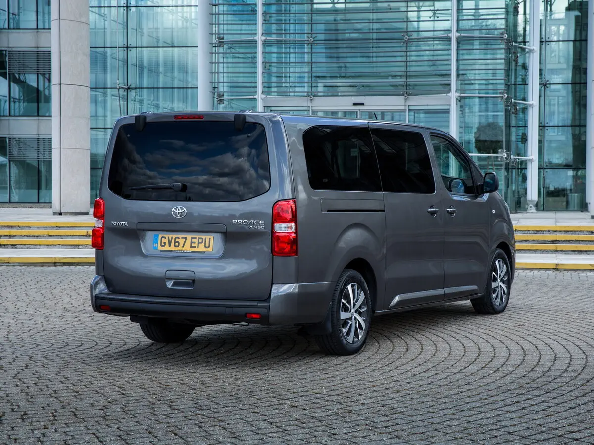 Toyota ProAce II Минивэн L2 — сүрөт 3
