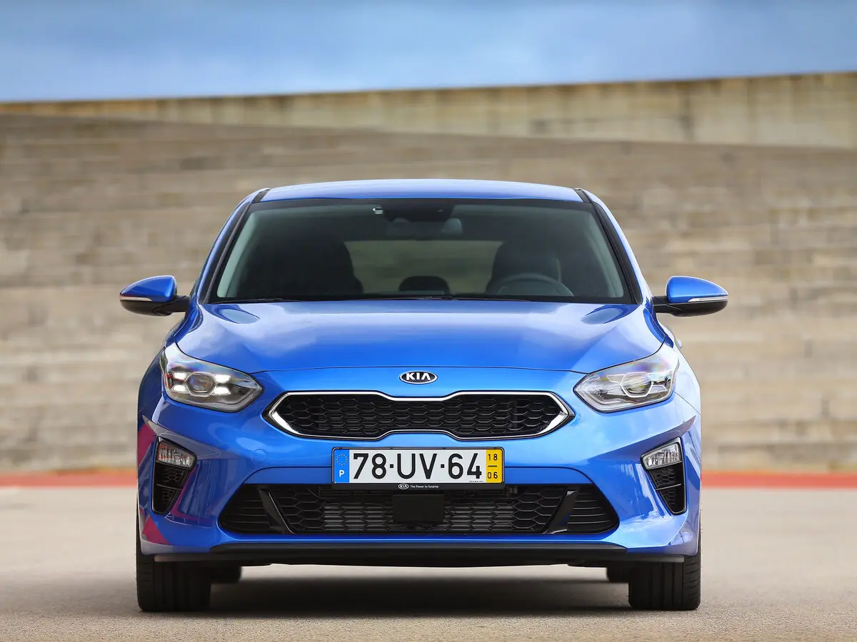 Kia Ceed III Хэтчбек 5 дв. — 照片 3