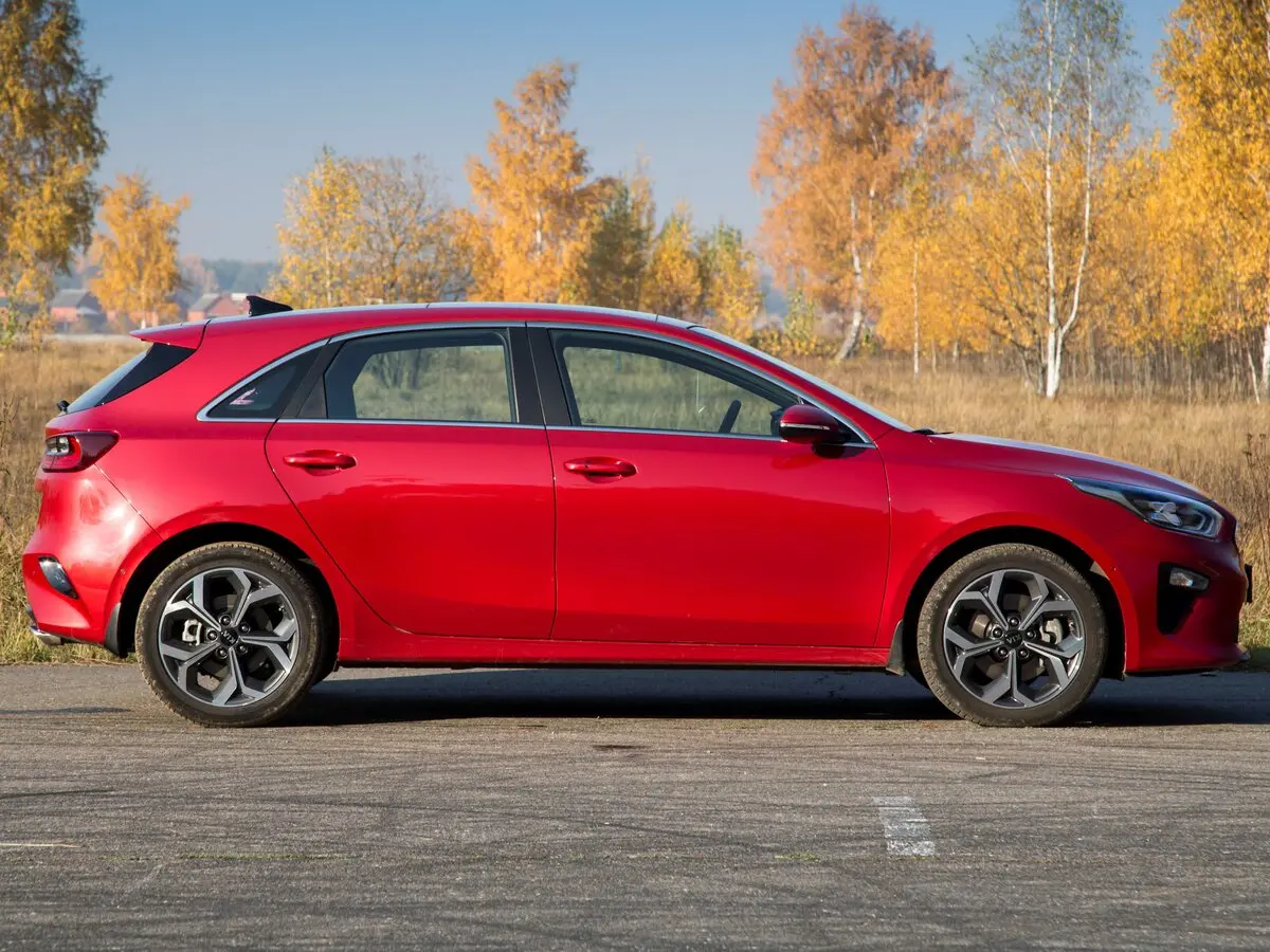 Kia Ceed III Хэтчбек 5 дв. — 照片 21