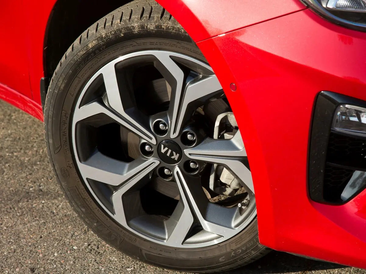 Kia Ceed III Хэтчбек 5 дв. — 照片 38