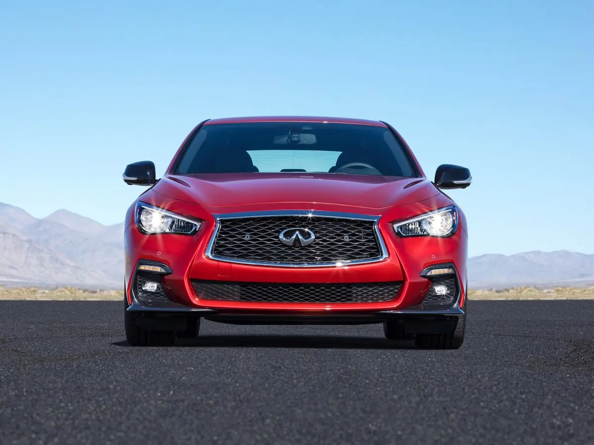 Infiniti Q50 I Рестайлинг Седан — 照片 3