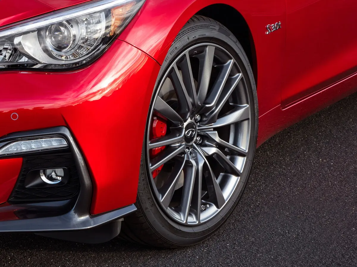 Infiniti Q50 I Рестайлинг Седан — 照片 16