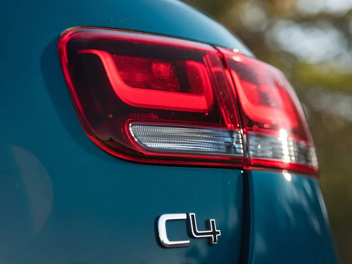 Citroen C4 Cactus I Рестайлинг Внедорожник 5 дв. — сүрөт 15