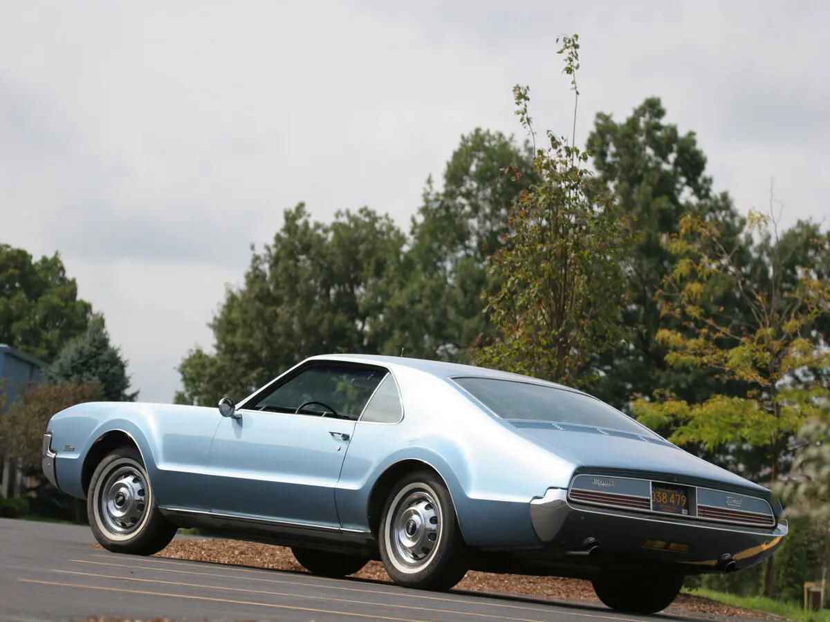 Oldsmobile Toronado I Купе — 照片 4