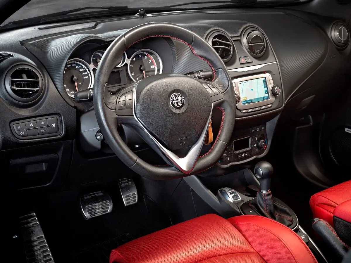 Alfa Romeo MiTo I Рестайлинг 2 Хэтчбек 3 дв. — сүрөт 9