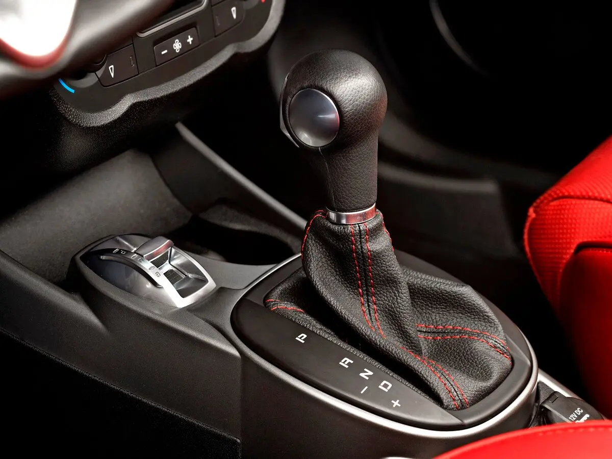 Alfa Romeo MiTo I Рестайлинг 2 Хэтчбек 3 дв. — сүрөт 10