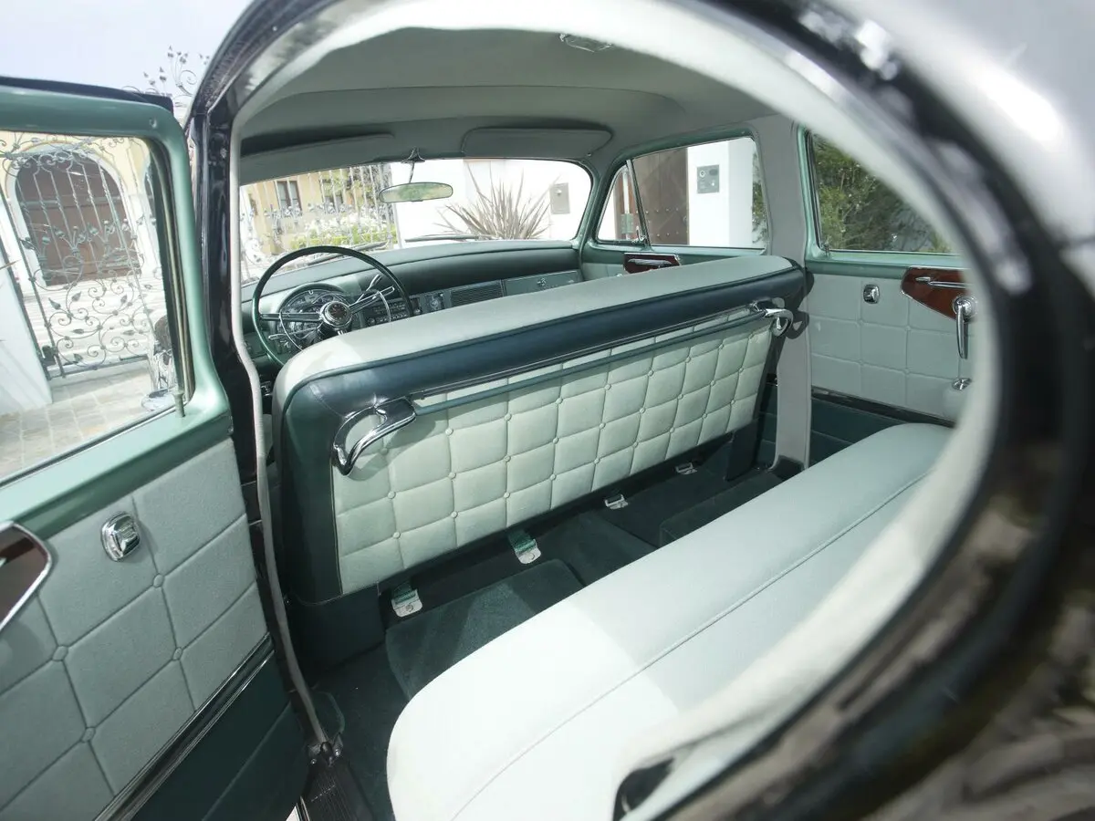 Chrysler Imperial VI Седан Custom — сүрөт 10