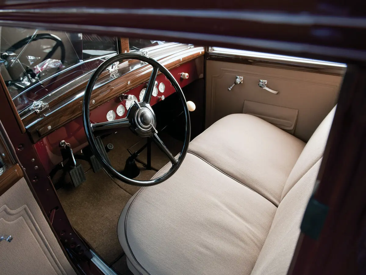 Chrysler Imperial II Седан — сүрөт 5