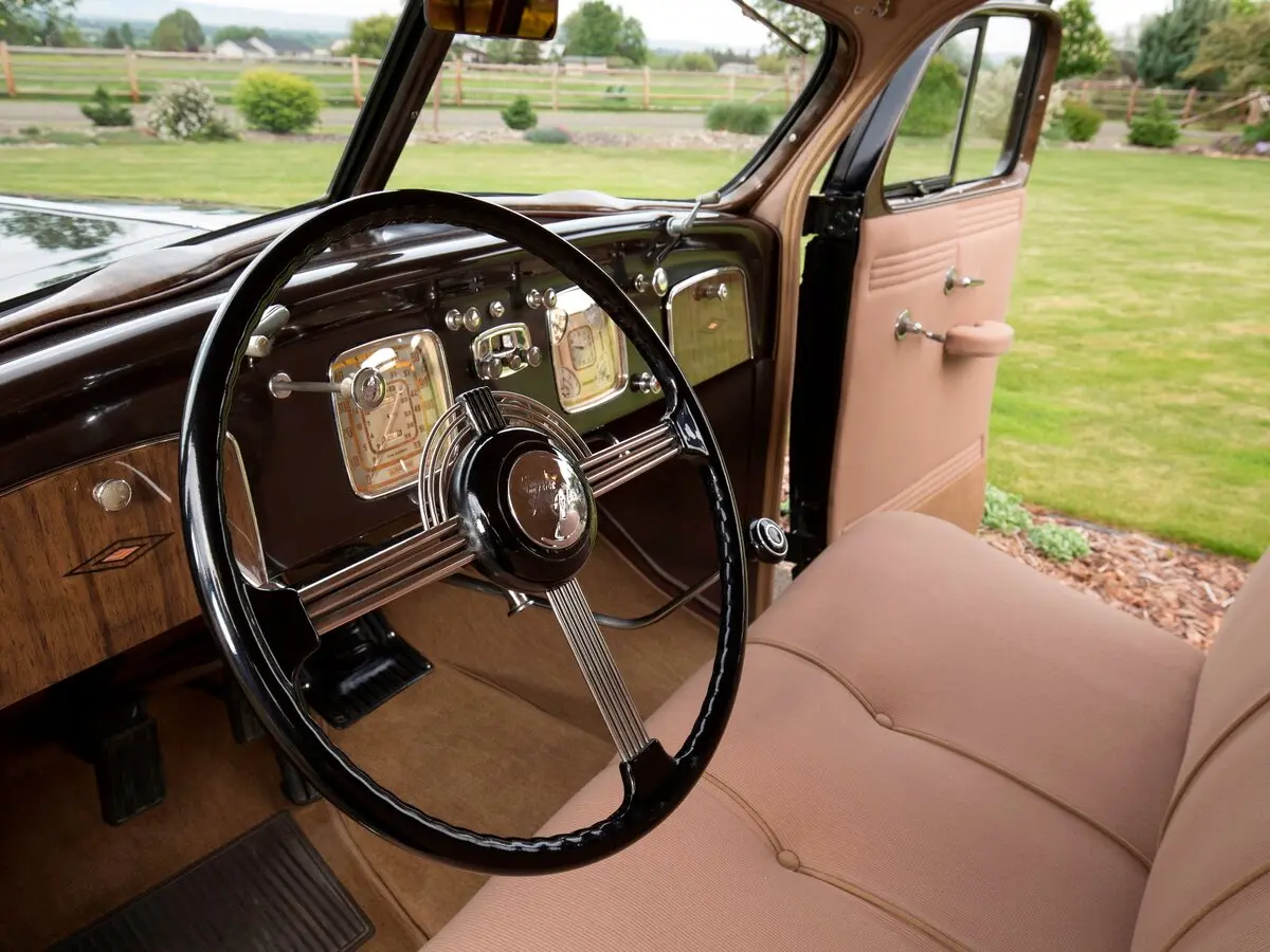 Chrysler Imperial III Седан — сүрөт 8