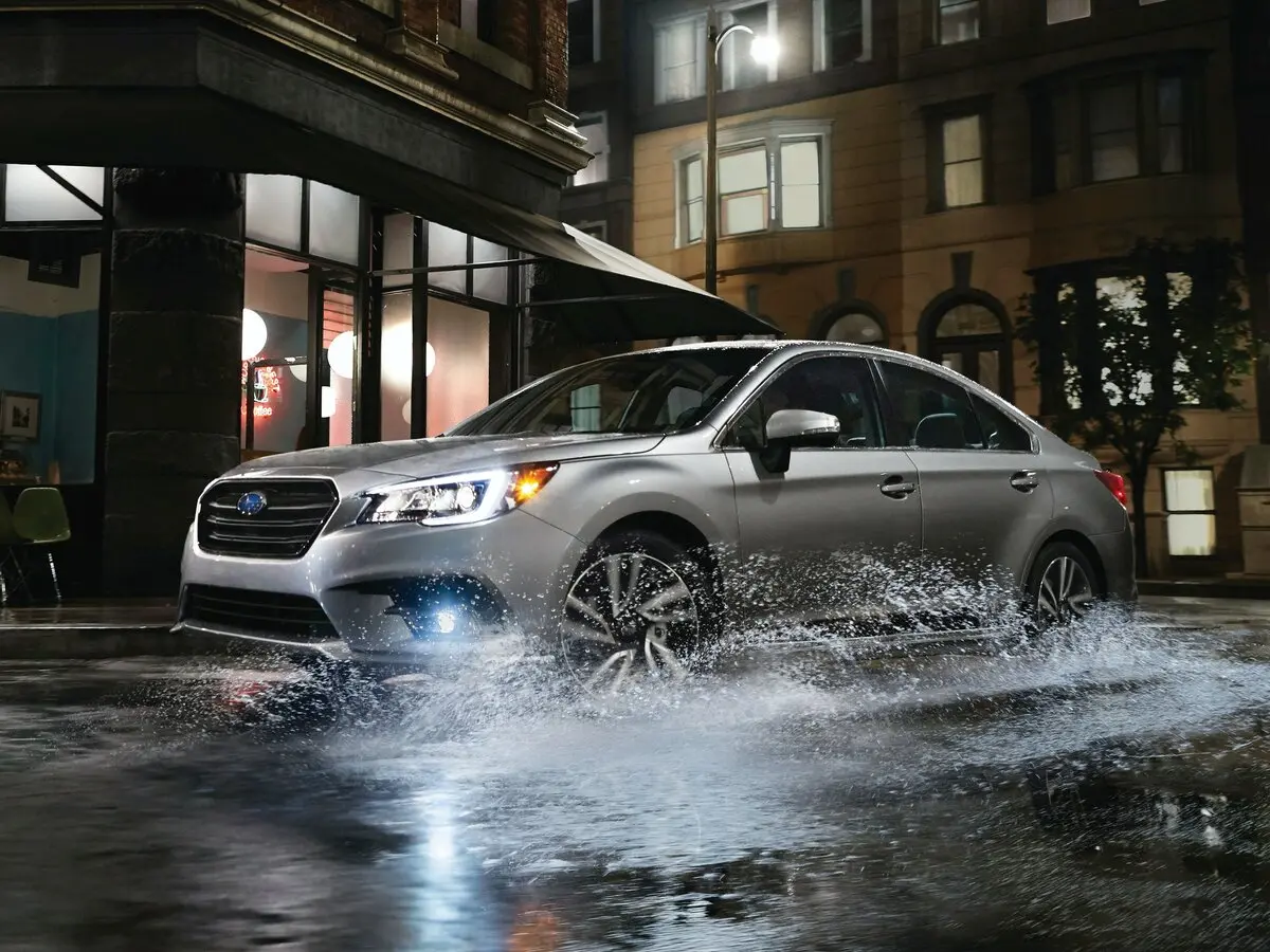 Subaru Legacy VI Рестайлинг Седан — фото 2