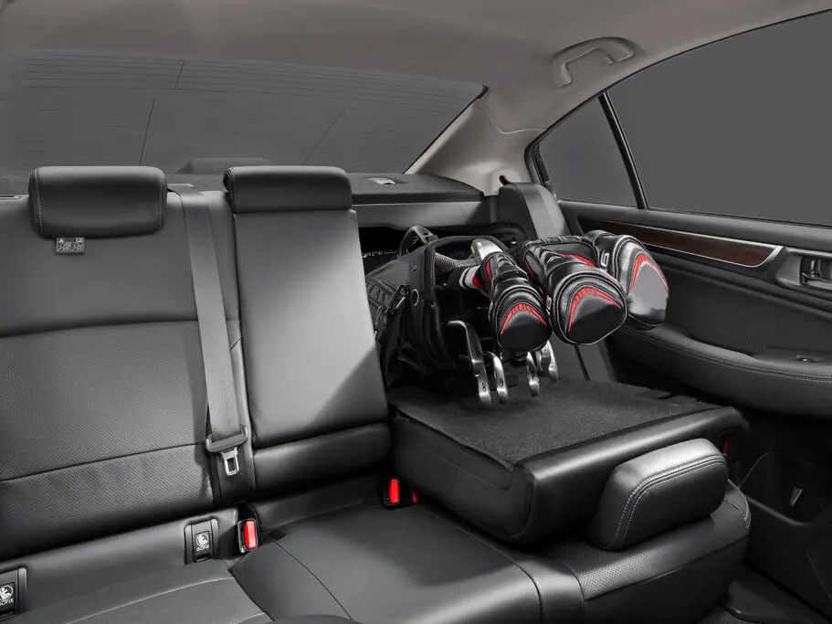 Subaru Legacy VI Рестайлинг Седан — фото 7