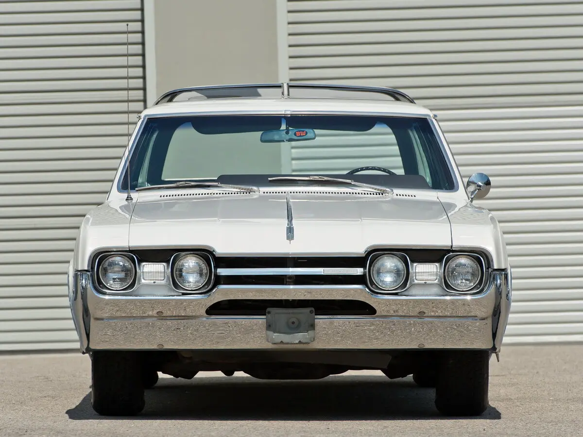 Oldsmobile Vista Cruiser I Универсал 5 дв. — сүрөт 3