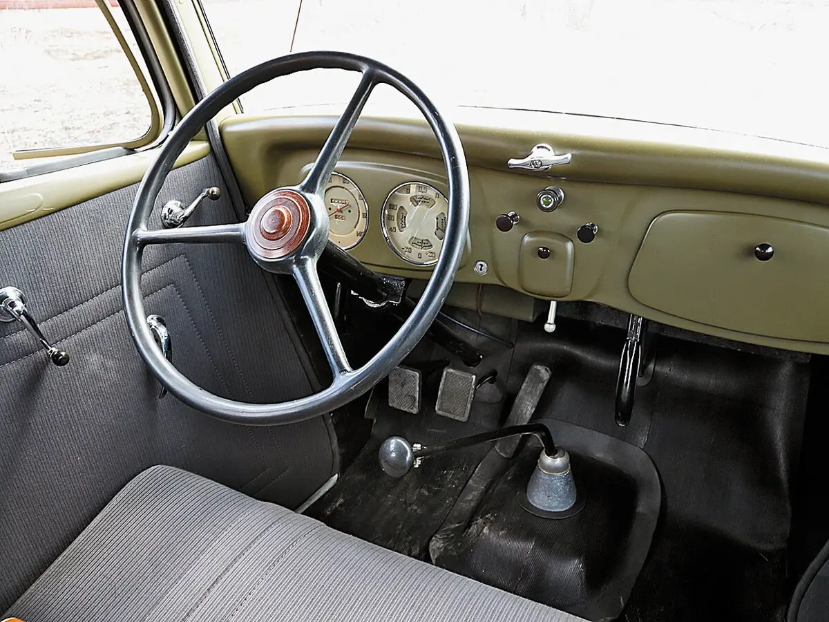 ГАЗ 61 1941 – 1948 Седан — сүрөт 3
