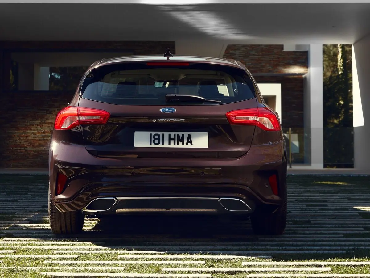 Ford Focus IV Хэтчбек 5 дв. — фото 4