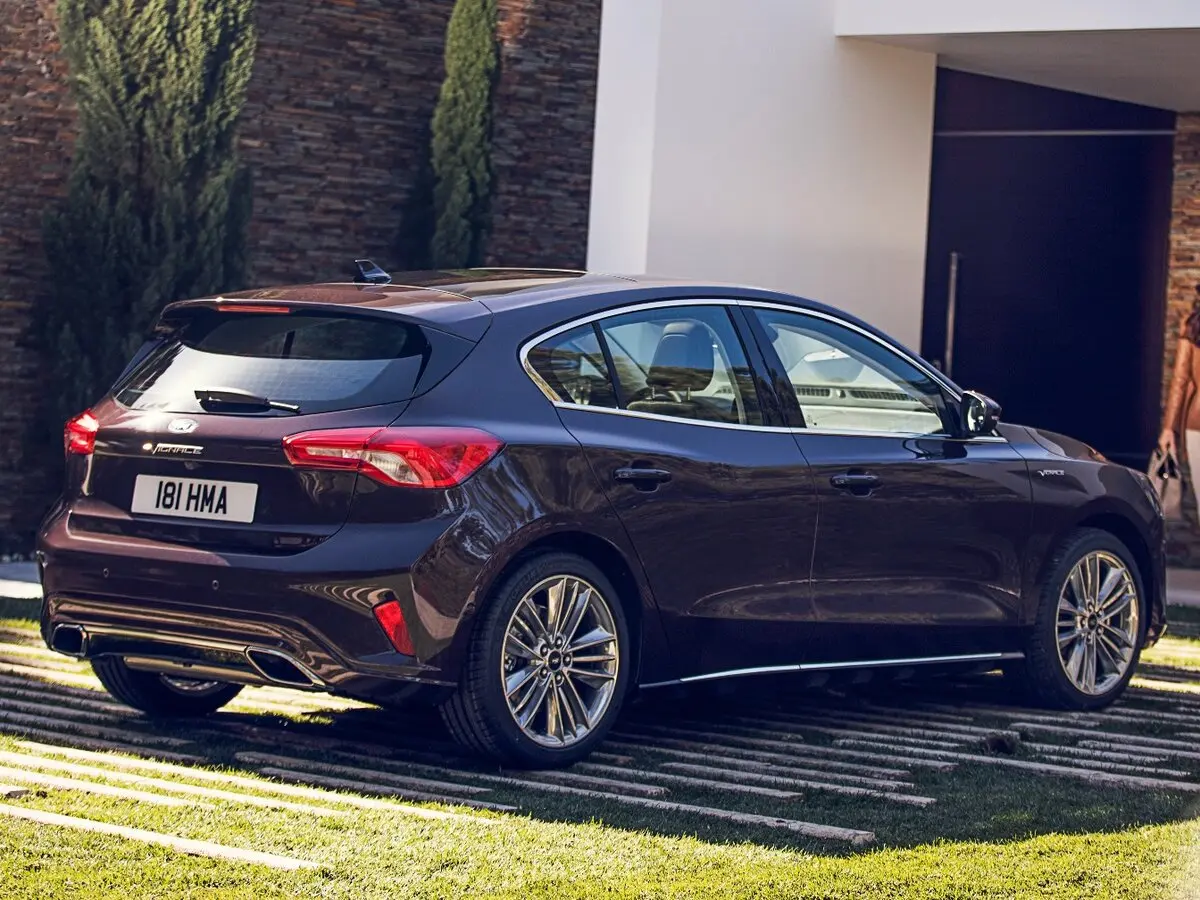 Ford Focus IV Хэтчбек 5 дв. — фото 5