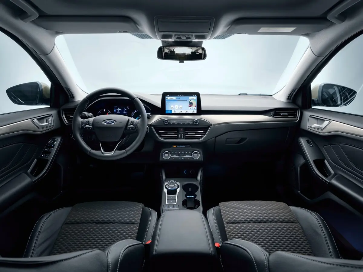 Ford Focus IV Универсал 5 дв. — фото 6