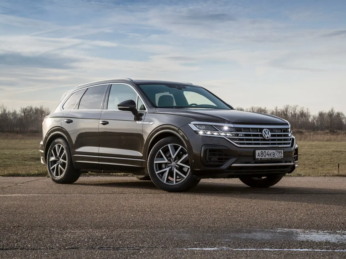 Volkswagen Touareg III Внедорожник 5 дв. — photo 18