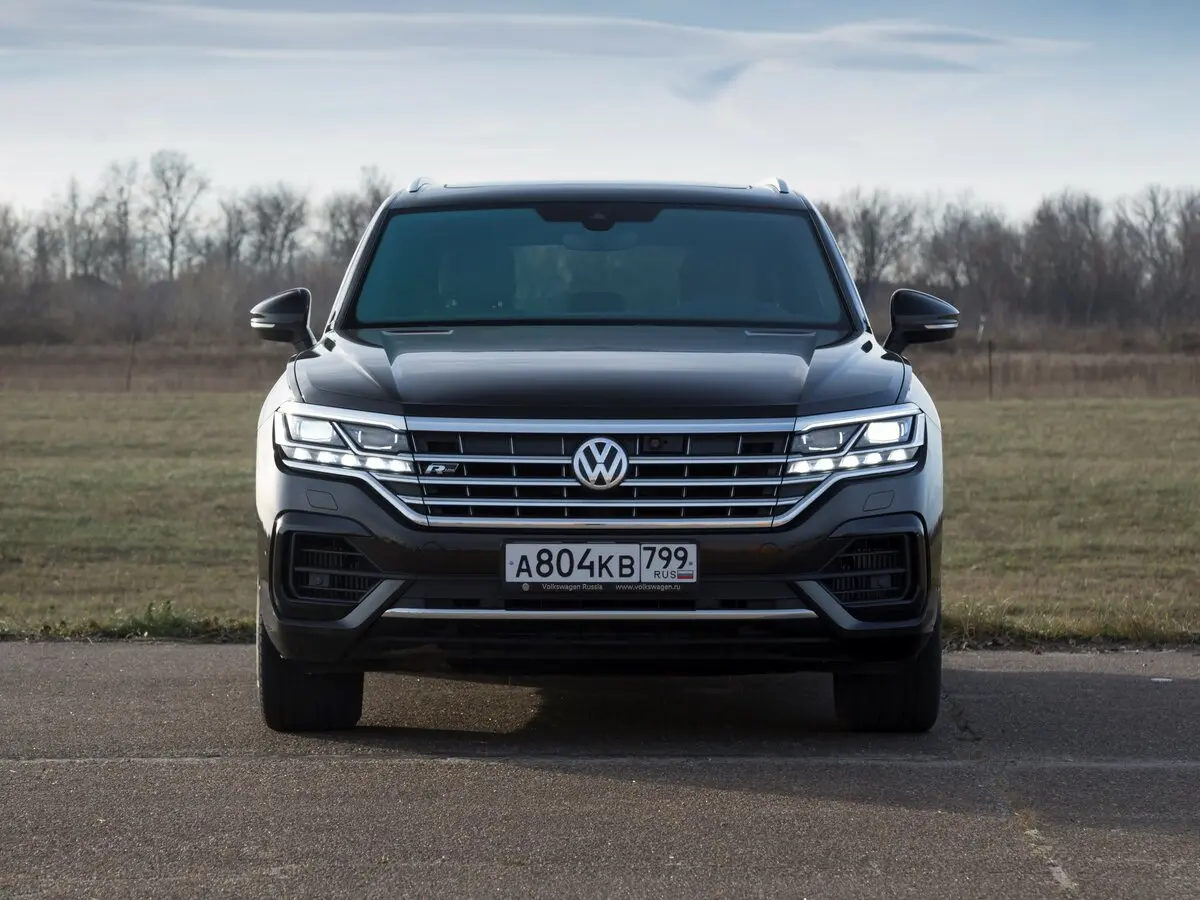 Volkswagen Touareg III Внедорожник 5 дв. — photo 20