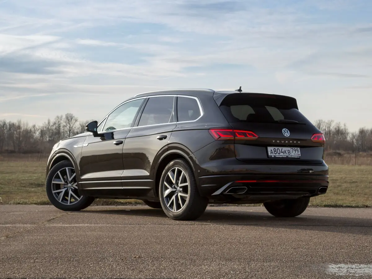 Volkswagen Touareg III Внедорожник 5 дв. — photo 22