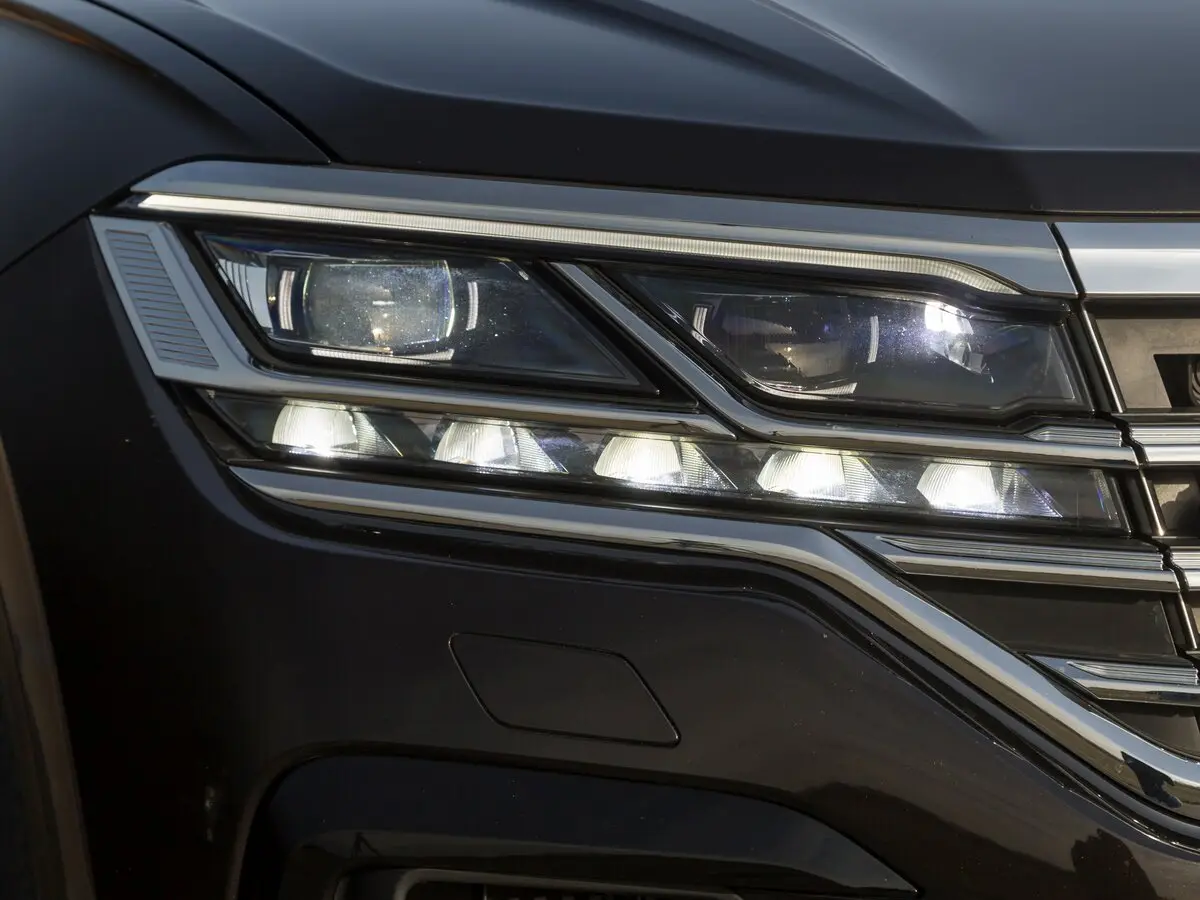 Volkswagen Touareg III Внедорожник 5 дв. — photo 33