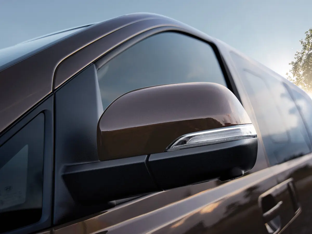 Hyundai Grand Starex I Рестайлинг 2 Минивэн — фото 5