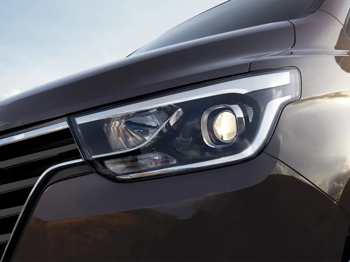 Hyundai Grand Starex I Рестайлинг 2 Минивэн — фото 6