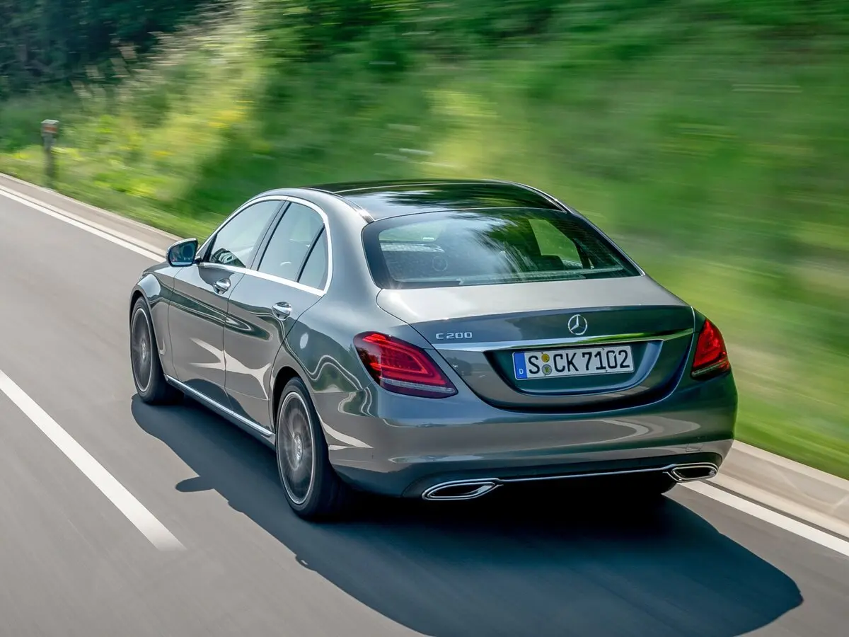 Mercedes-Benz C-Класс IV (W205) Рестайлинг Седан — 照片 4