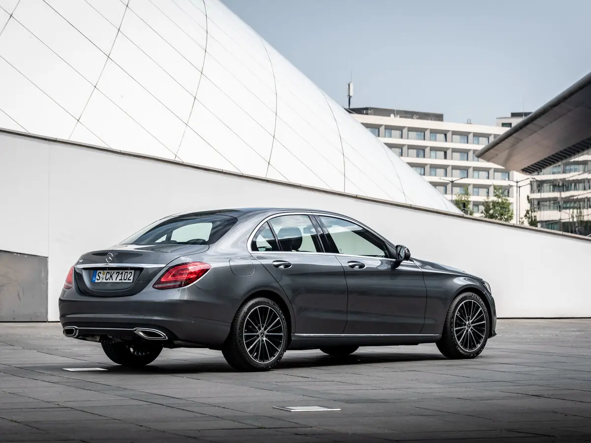 Mercedes-Benz C-Класс IV (W205) Рестайлинг Седан — 照片 5